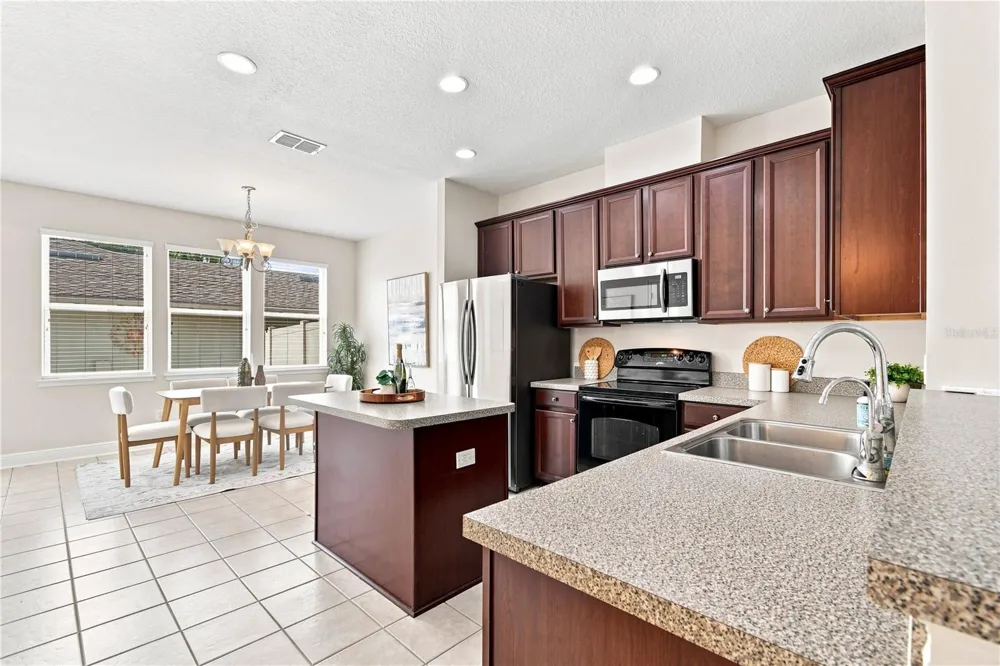 829 BELLES FERRY LOOP Sanford, FL 32771