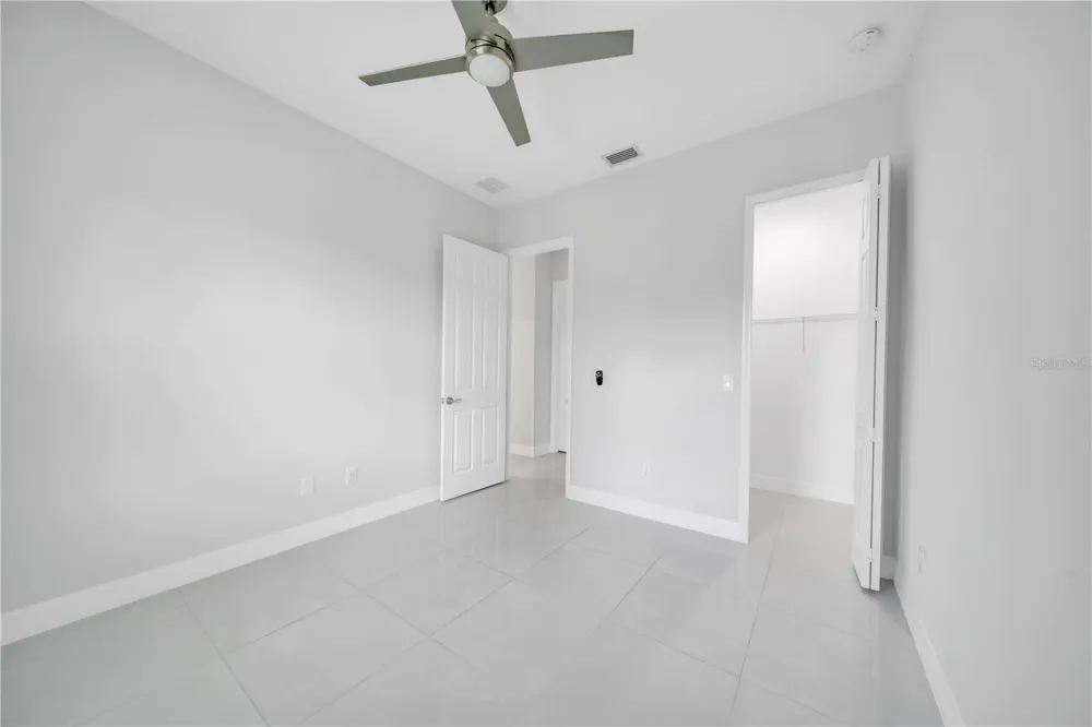 3509 38TH ST SW Lehigh Acres, FL 33976