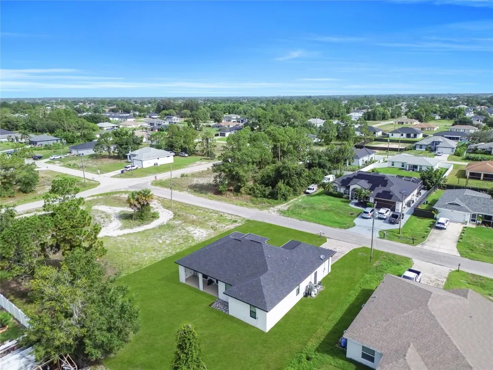 3509 38TH ST SW Lehigh Acres, FL 33976