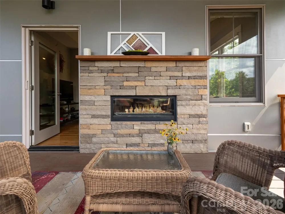 309 Ava Lane Asheville, NC 28804
