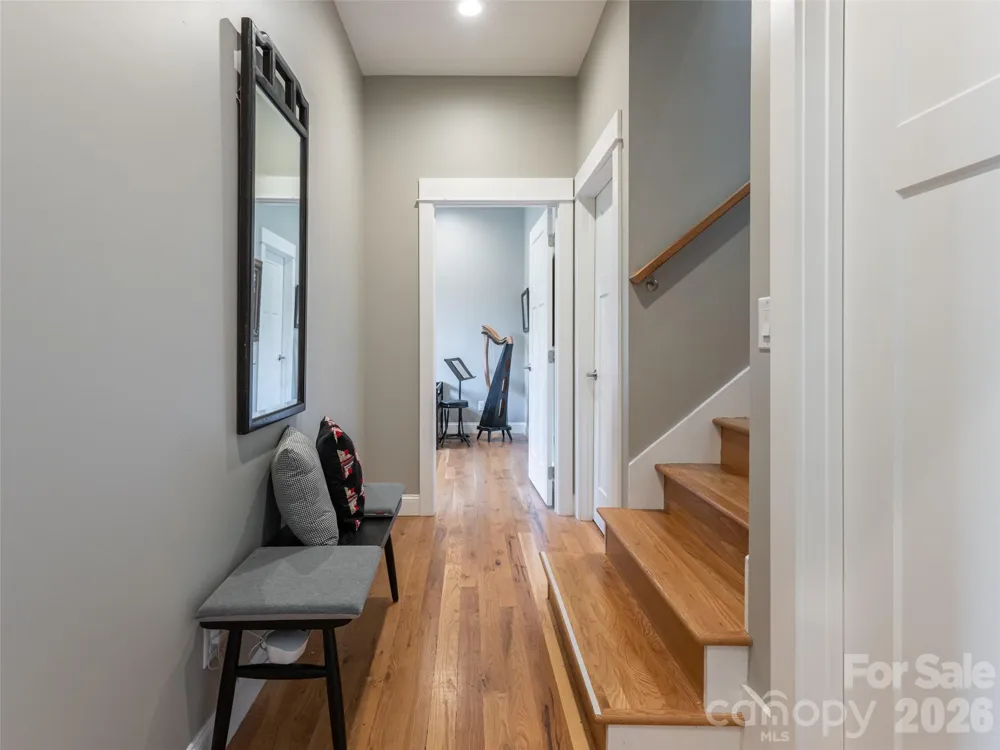 309 Ava Lane Asheville, NC 28804