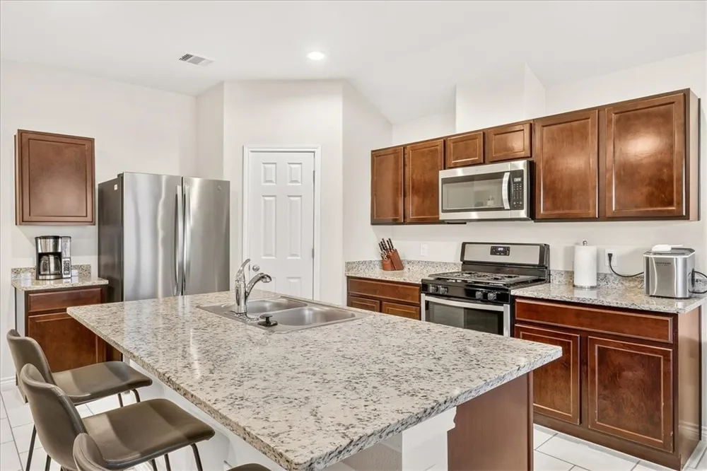 3913 Targaryen Way Corpus Christi, TX 78410