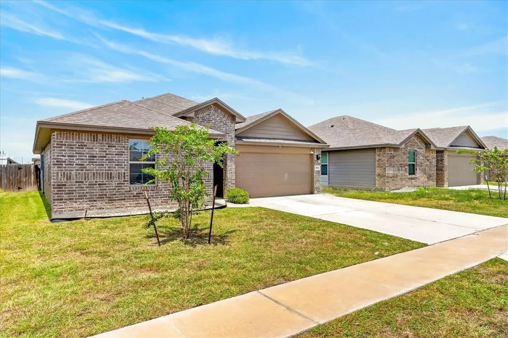 3913 Targaryen Way Corpus Christi, TX 78410