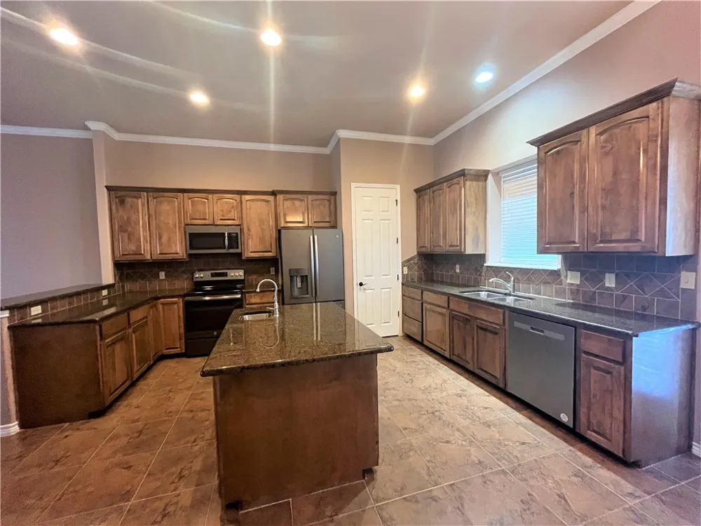 14910 Leeward Drive #802 Corpus Christi, TX 78418
