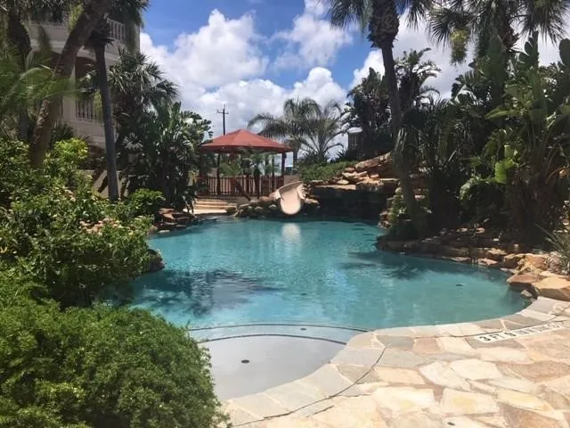 14910 Leeward Drive #802 Corpus Christi, TX 78418
