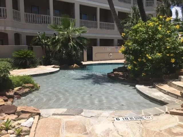 14910 Leeward Drive #802 Corpus Christi, TX 78418
