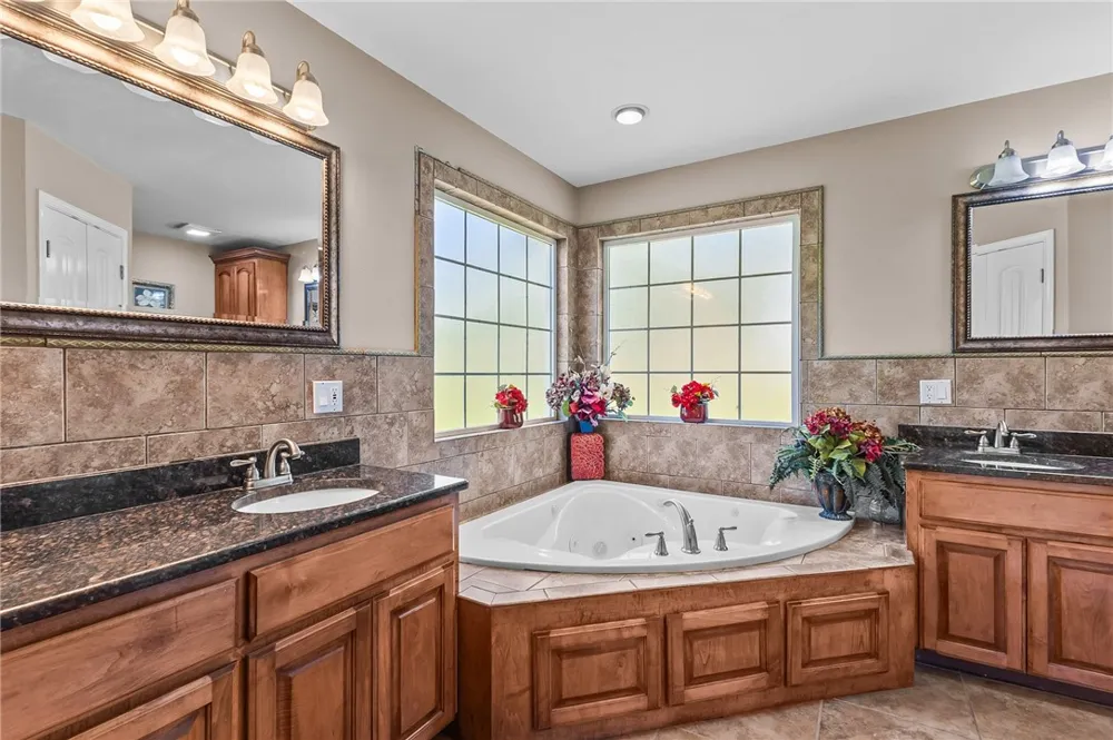 23107 County Road 1092 Mathis, TX 78368