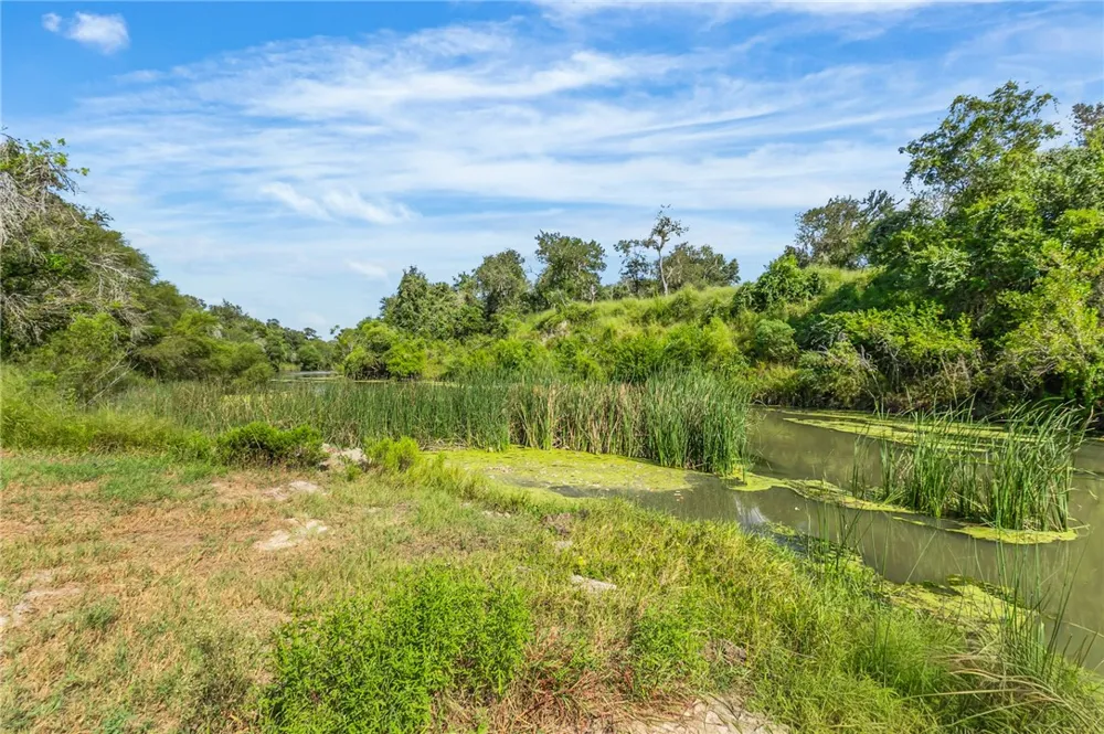 23107 County Road 1092 Mathis, TX 78368