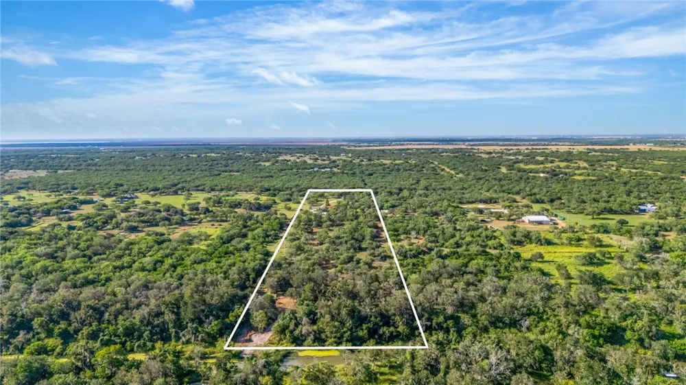 23107 County Road 1092 Mathis, TX 78368