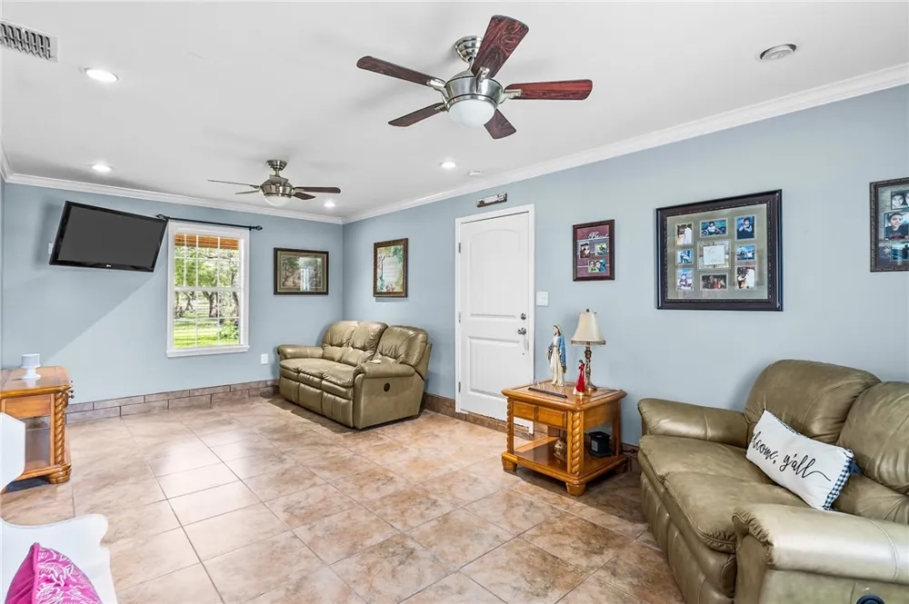 23107 County Road 1092 Mathis, TX 78368