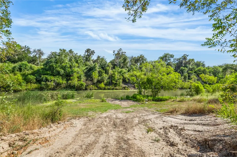 23107 County Road 1092 Mathis, TX 78368