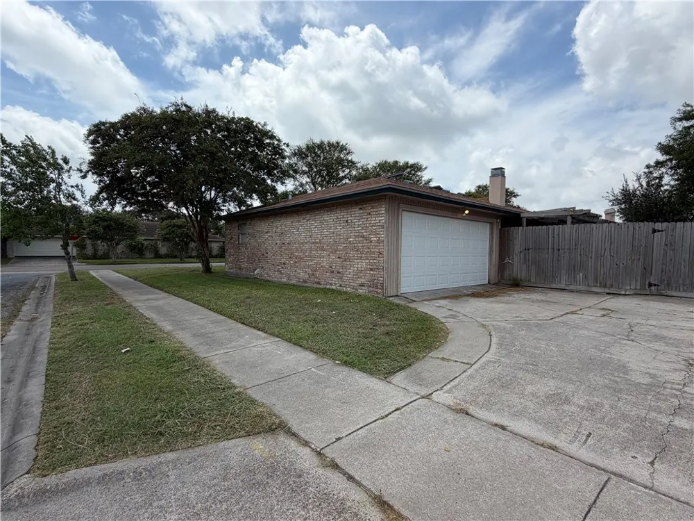 2009 Blue Angel Street Corpus Christi, TX 78412