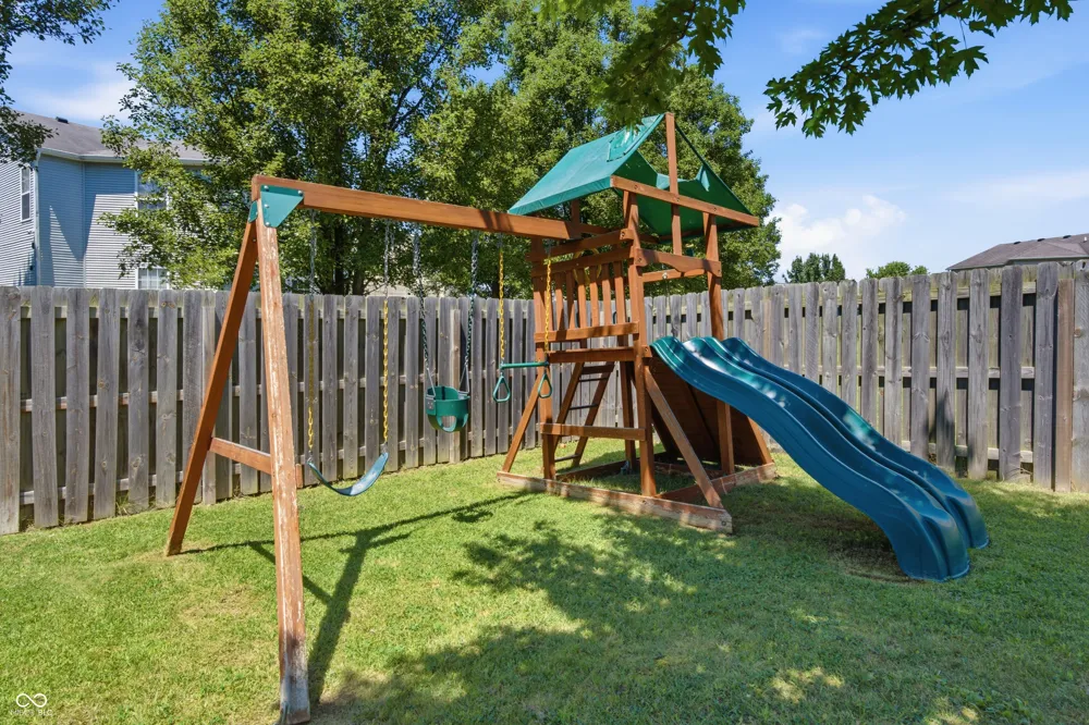 640 Streamside Drive Greenfield, IN 46140