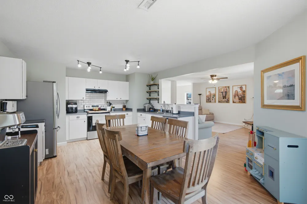 640 Streamside Drive Greenfield, IN 46140