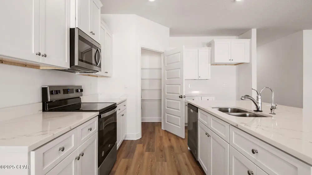 569 Hancock Way Panama City Beach, FL 32413