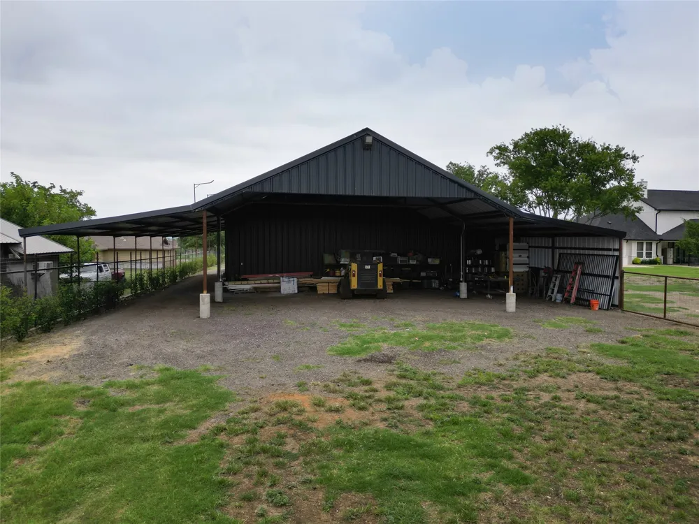 200 Corral Road Godley, TX 76044