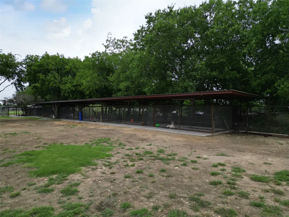 200 Corral Road Godley, TX 76044