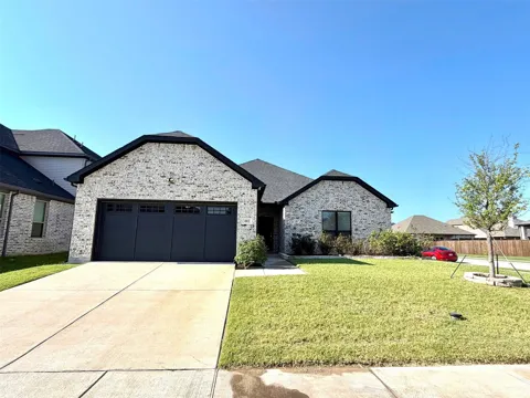 402 Coyote Creek Drive