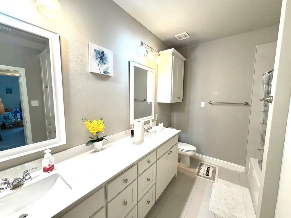 402 Coyote Creek Drive Lavon, TX 75166