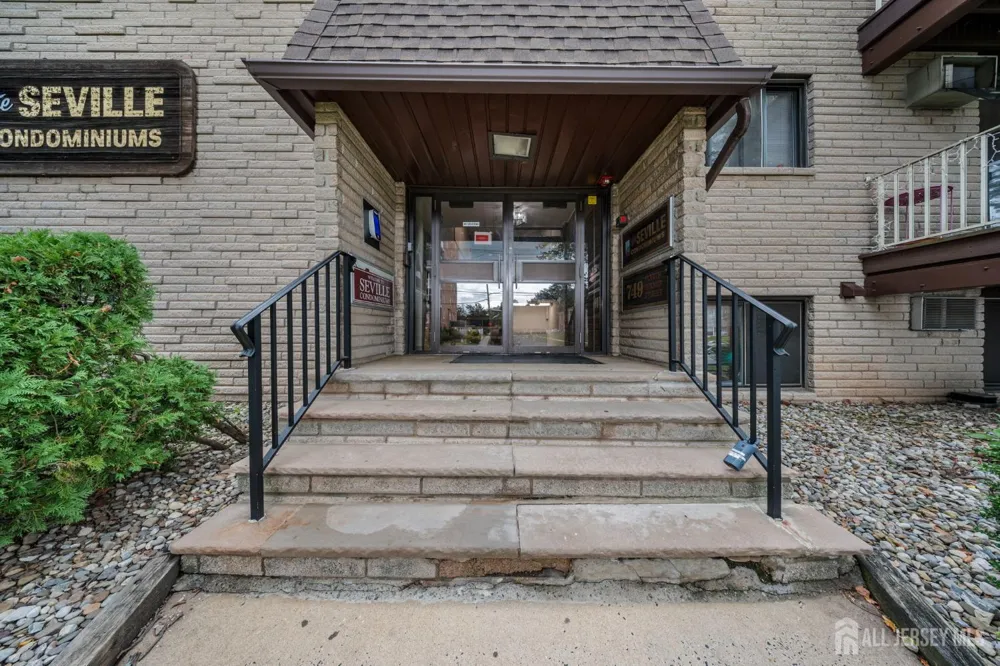 747-757 N BROAD STREET #105 Elizabeth, NJ 07208