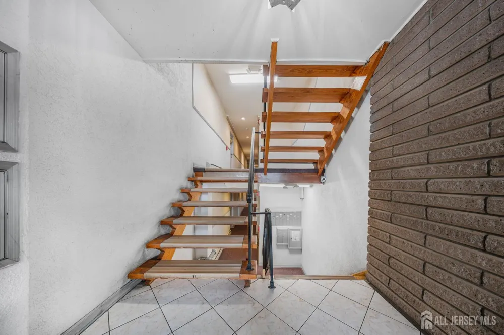 747-757 N BROAD STREET #105 Elizabeth, NJ 07208