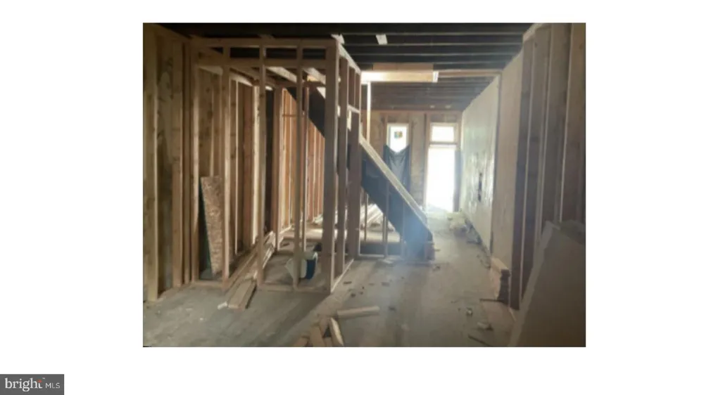 2109 W LEXINGTON STREET Baltimore, MD 21223