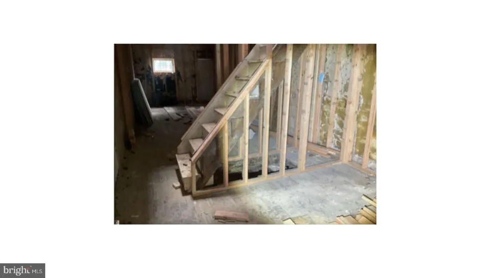 2109 W LEXINGTON STREET Baltimore, MD 21223
