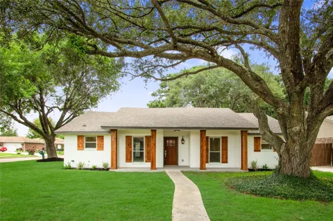 3208 Woodstone Drive