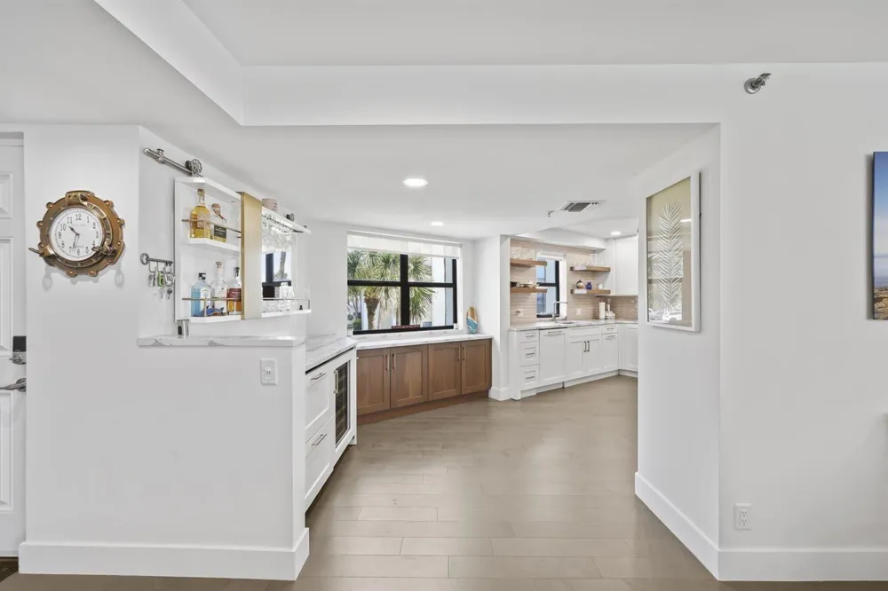 19800 SANDPOINTE BAY N DRIVE #201 Tequesta, FL 33469