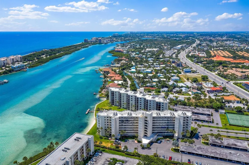 19800 SANDPOINTE BAY N DRIVE #201 Tequesta, FL 33469