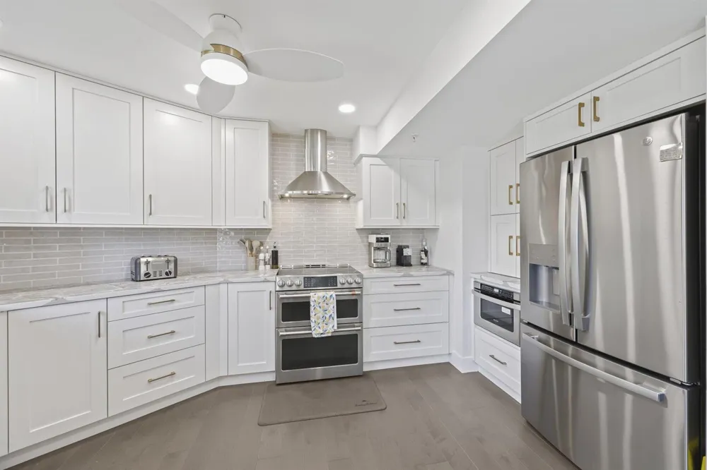19800 SANDPOINTE BAY N DRIVE #201 Tequesta, FL 33469
