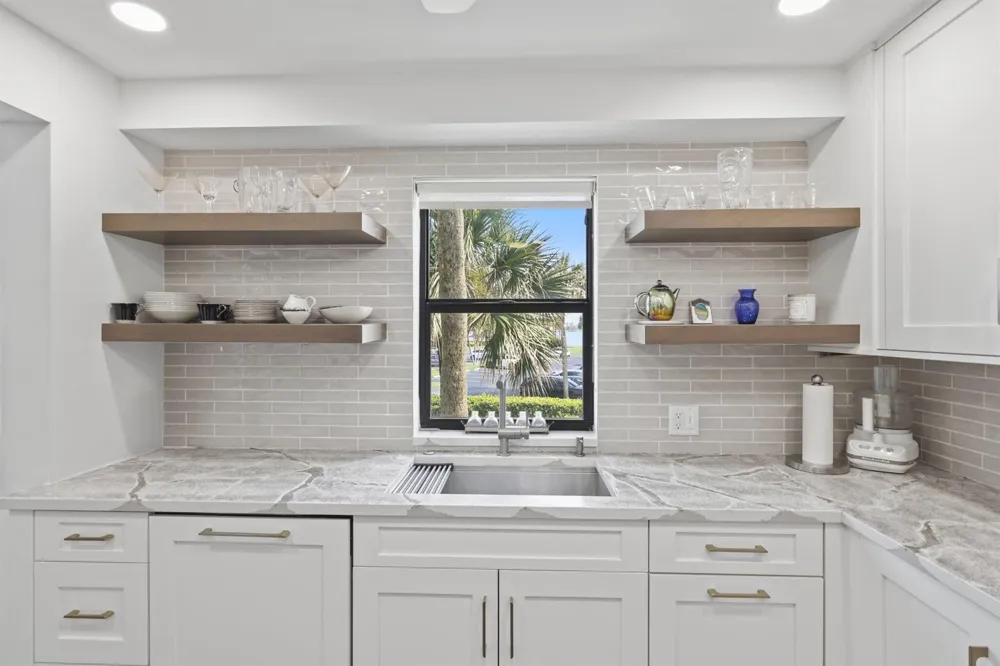 19800 SANDPOINTE BAY N DRIVE #201 Tequesta, FL 33469