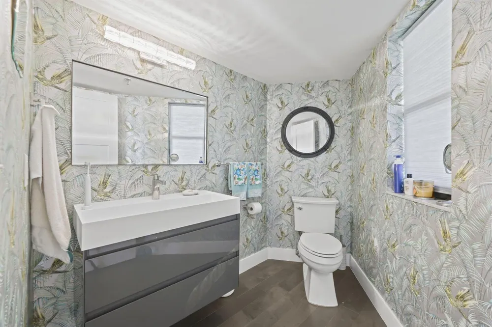 19800 SANDPOINTE BAY N DRIVE #201 Tequesta, FL 33469
