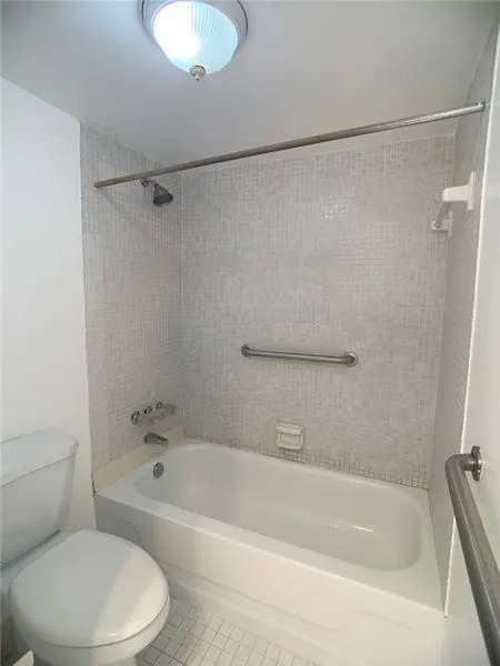 8360 Sands Point Boulevard #G210 Tamarac, FL 33321