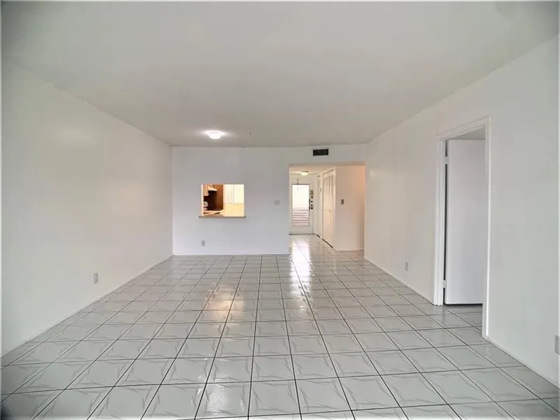 8360 Sands Point Boulevard #G210 Tamarac, FL 33321