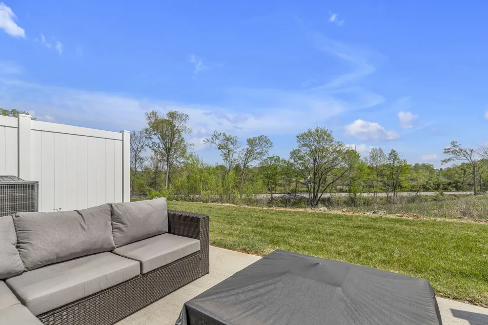 1706 Tahoma Dr Lebanon, TN 37087