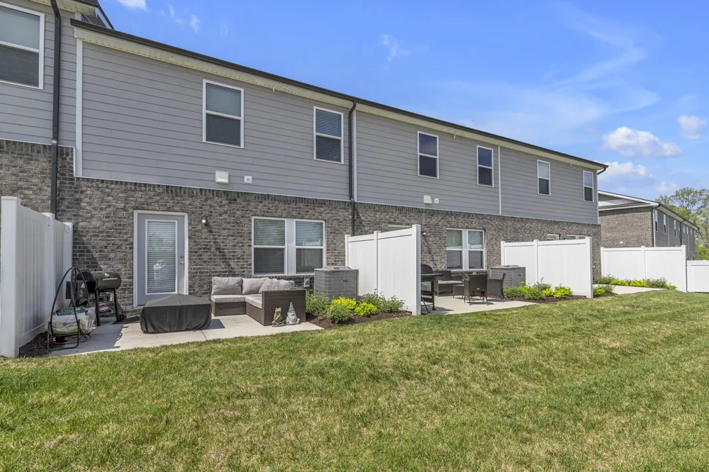 1706 Tahoma Dr Lebanon, TN 37087