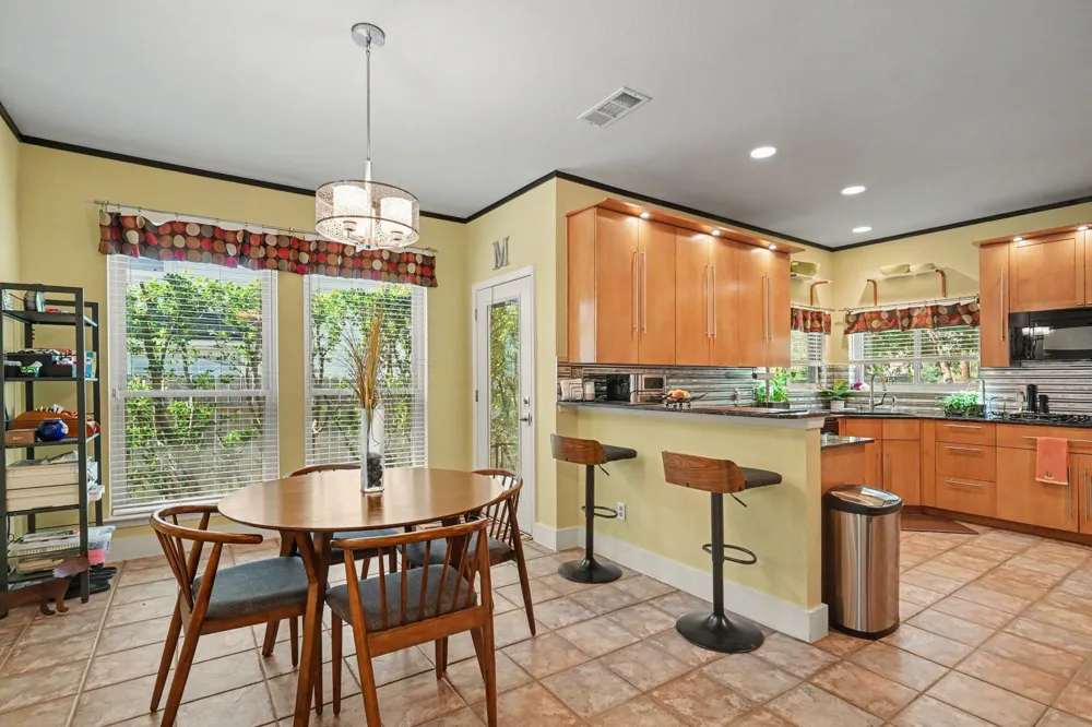4166 Fair Oaks Drive Grapevine, TX 76051