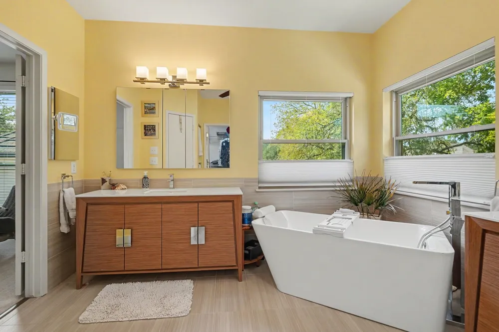 4166 Fair Oaks Drive Grapevine, TX 76051