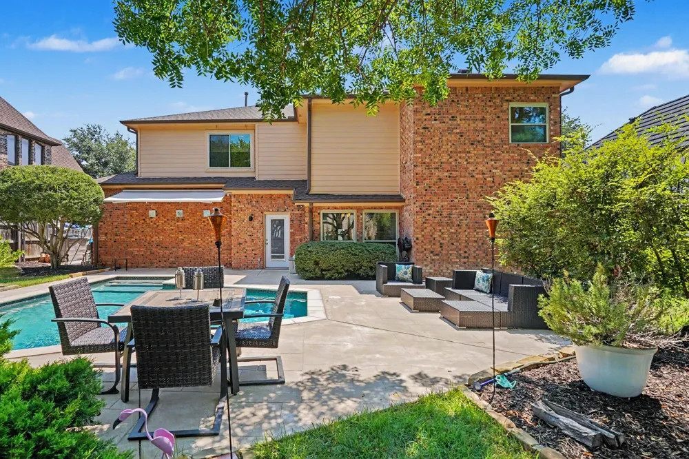 4166 Fair Oaks Drive Grapevine, TX 76051