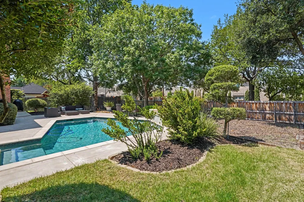 4166 Fair Oaks Drive Grapevine, TX 76051