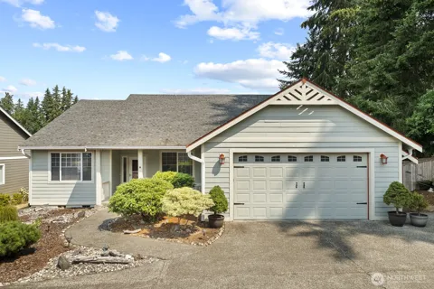 2744 Sutherland Place