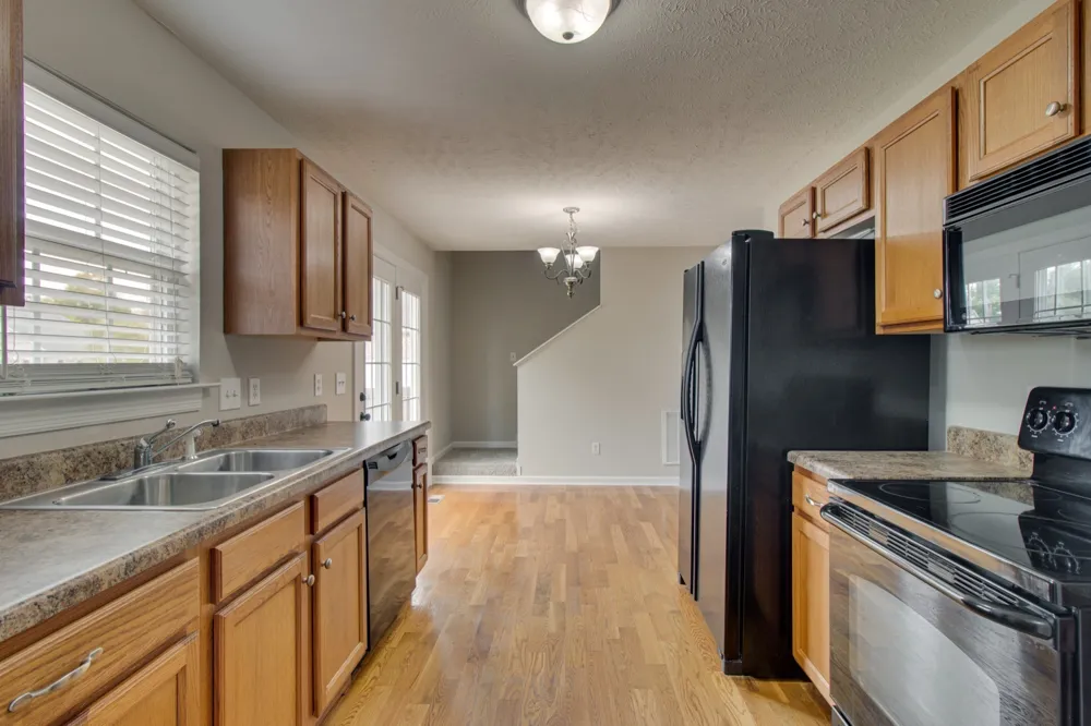 4910 Court Dr Murfreesboro, TN 37128