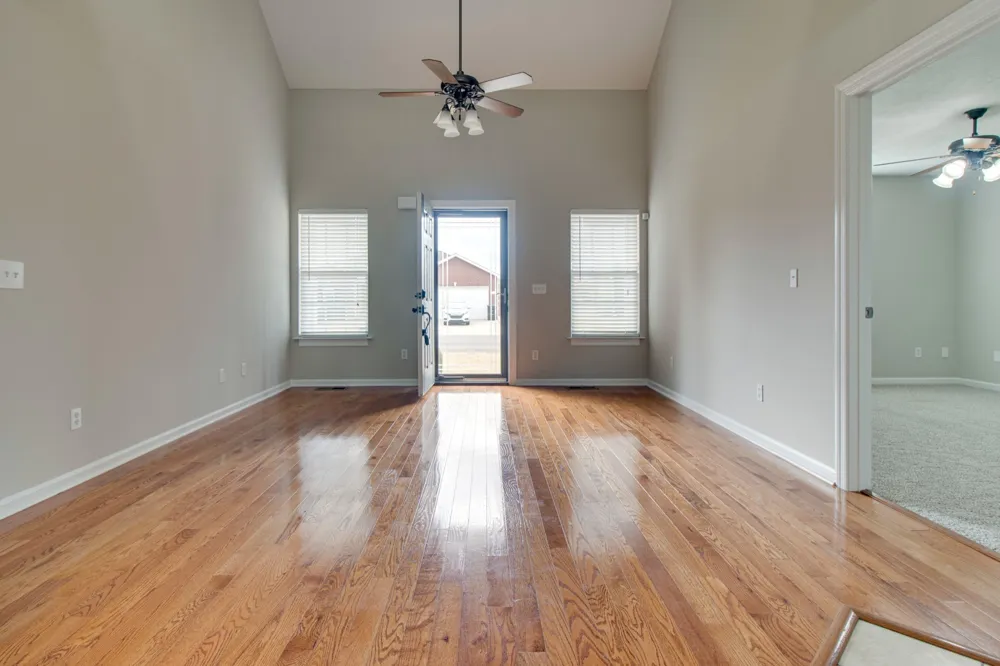 4910 Court Dr Murfreesboro, TN 37128