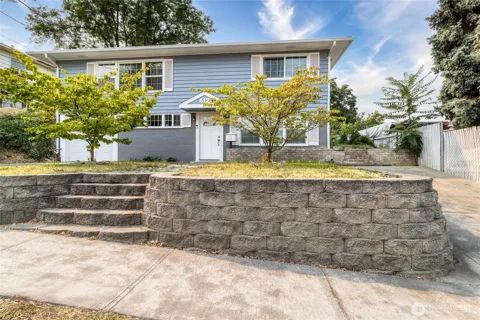 412 SE 5th Street