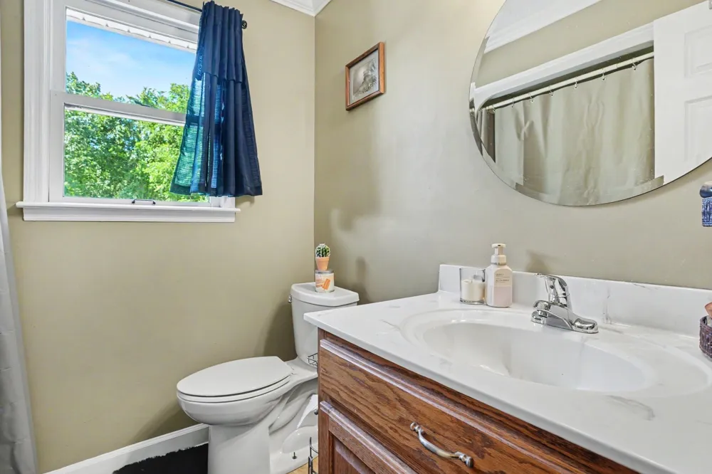 1515 Gina Lynn Dr Lewisburg, TN 37091