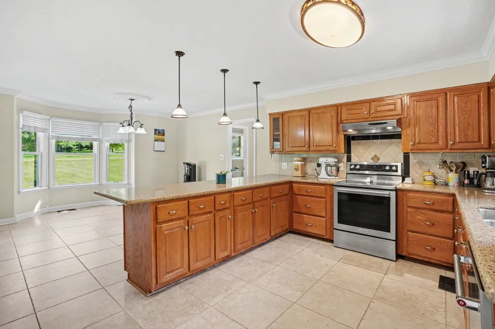 1515 Gina Lynn Dr Lewisburg, TN 37091