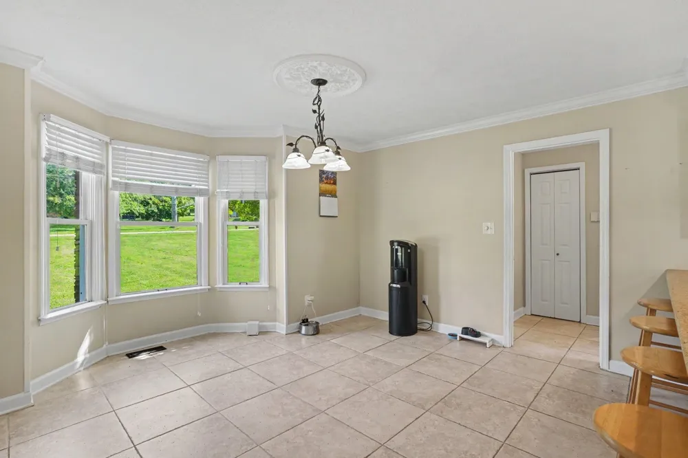 1515 Gina Lynn Dr Lewisburg, TN 37091