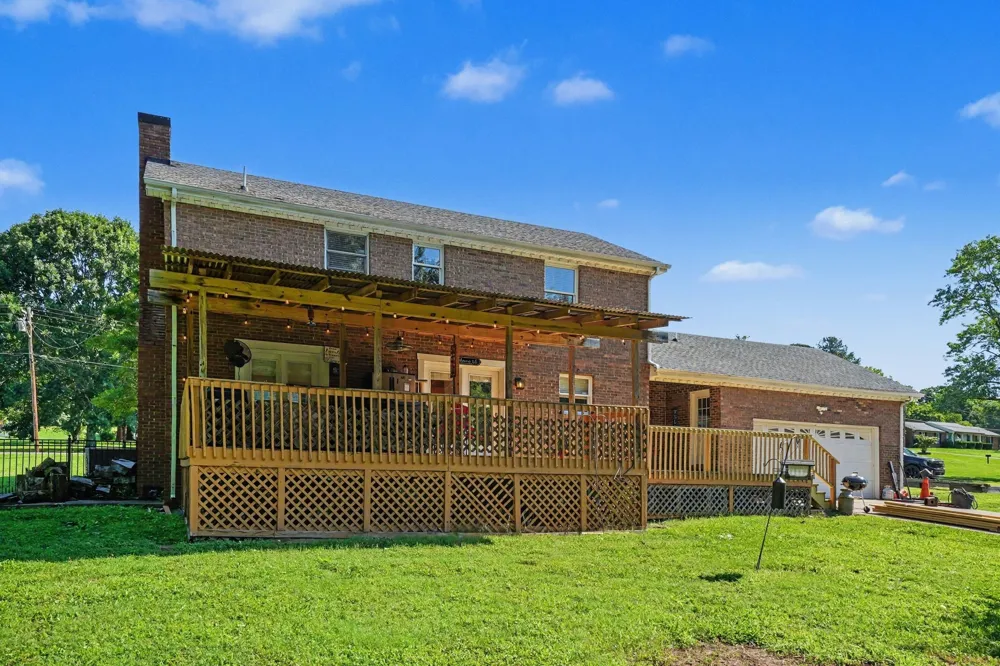 1515 Gina Lynn Dr Lewisburg, TN 37091