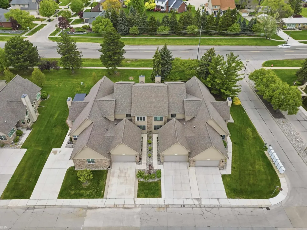 14967 Stoney Brook Drive Shelby Charter Township, MI 48315